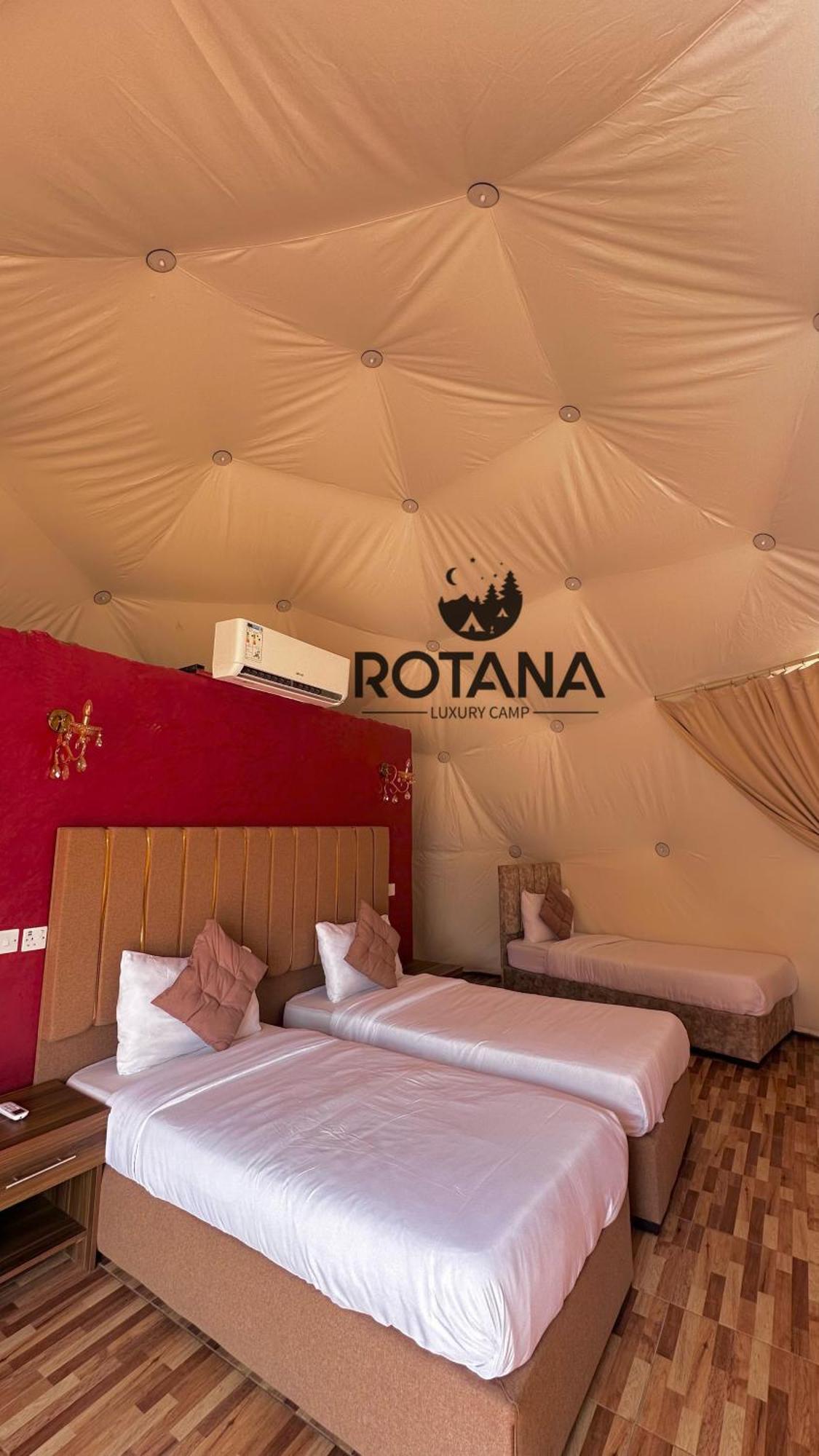 Hotel Rotana Luxury Camp Wadi Rum Esterno foto