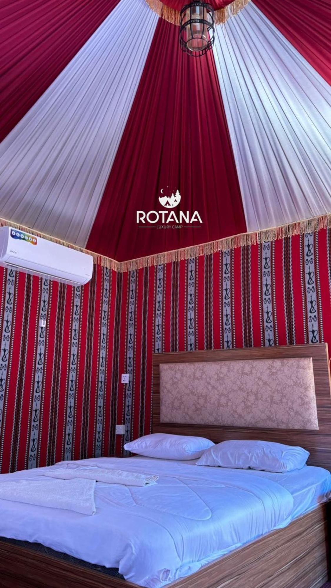 Hotel Rotana Luxury Camp Wadi Rum Esterno foto